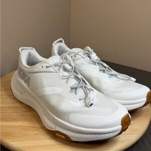 Hoka women’s transports running shoes